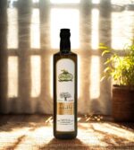 Olio Extra Vergine di Oliva Fruttato 100% Italiano – Bottiglia 0,5L ambientata